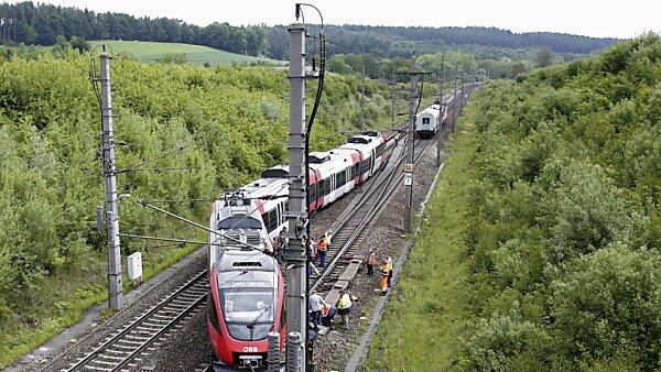Sanierungsarbeiten nach Zugentgleisung beendet