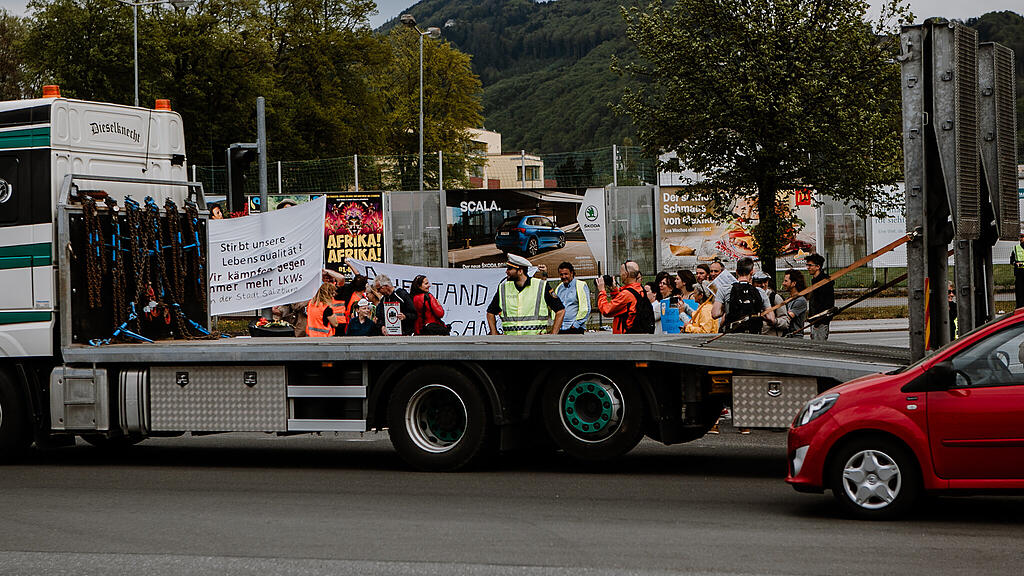 Demo - B\u00fcrgerinitiative f\u00fcr ein lebenswertes Schallmoos