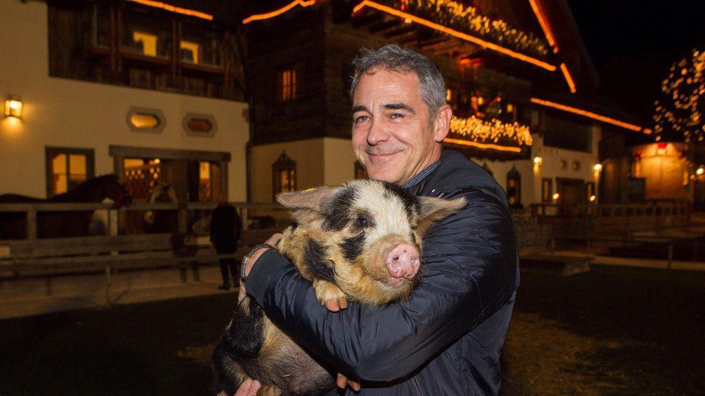 Weihnachtsmarkt-Eröffnung auf Gut Aiderbichl