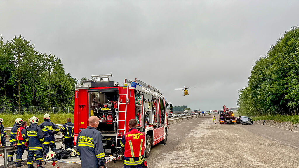 Geisterfahrerunfall fordert zwei Schwerverletzte auf A1 zwischen Thalgau und Mondsee