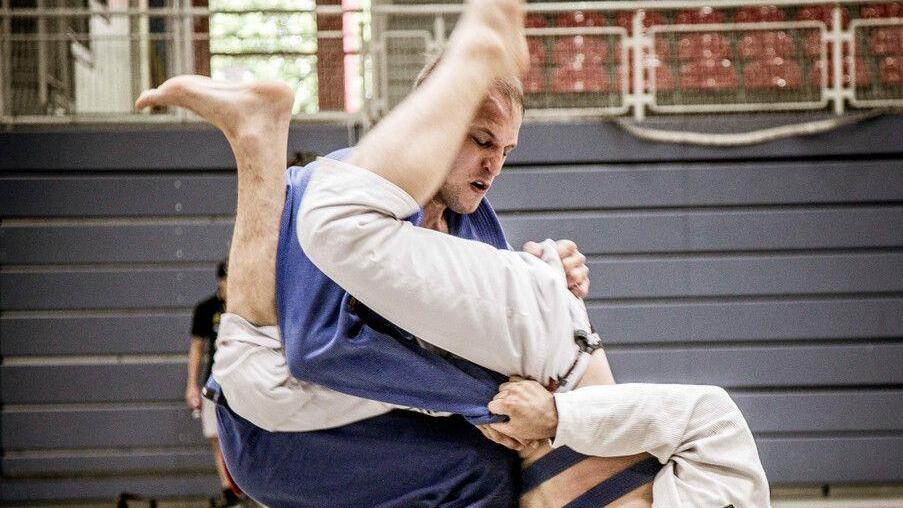 Groundfighters kämpfen in der Sporthalle Alpenstraße