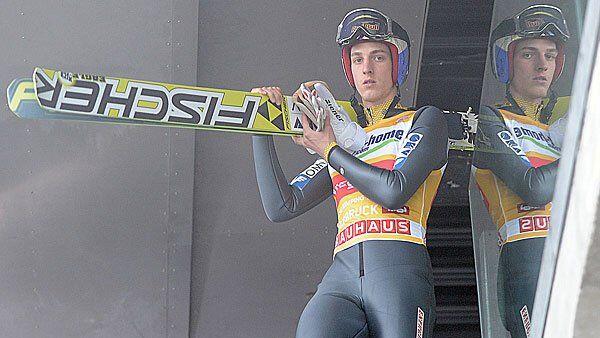 Gregor Schlierenzauer riss mit einem Sieg bei seinem Heimspringen am Bergisel die Gesamtführung in der Vierschanzentournee an sich.