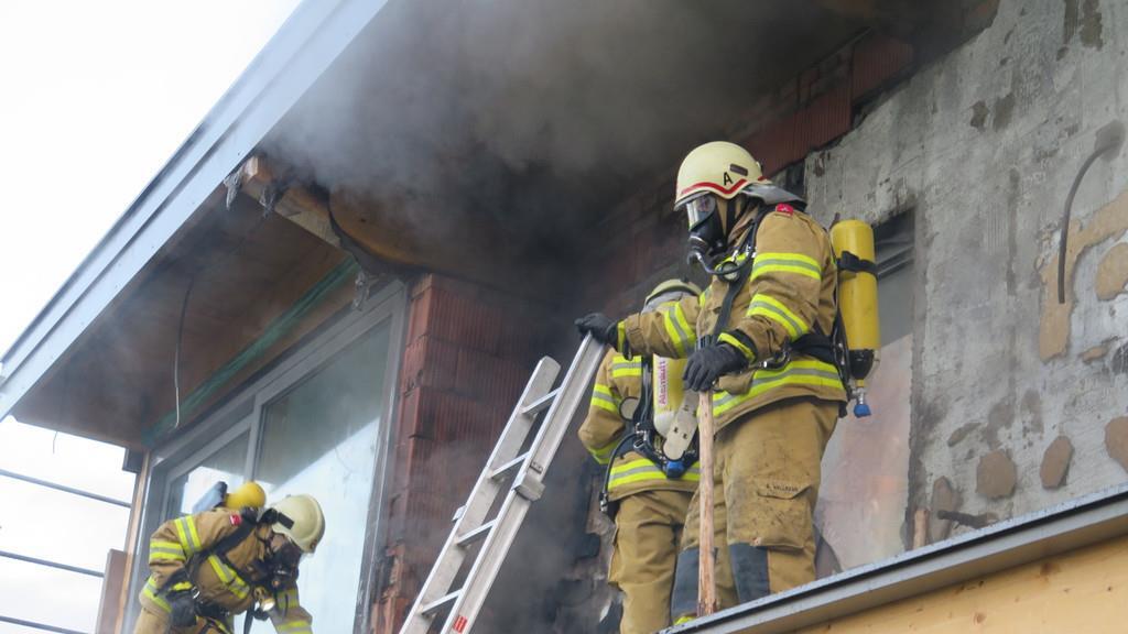 Brand auf Baustelle in Adnet