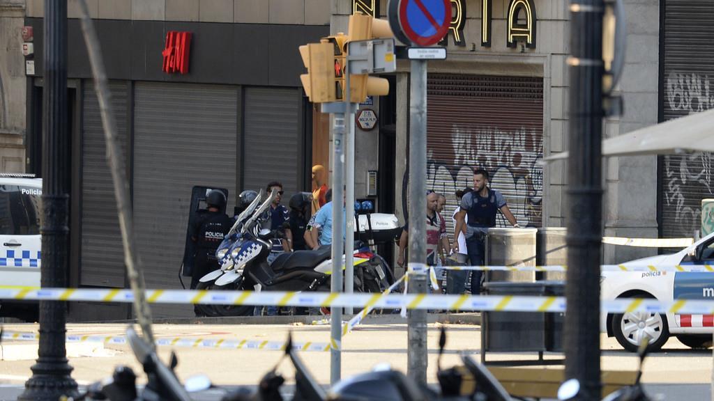 Schock und Trauer nach Anschlag in Barcelona