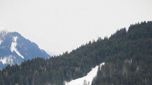 Schneechaos führt zu Stau auf A10