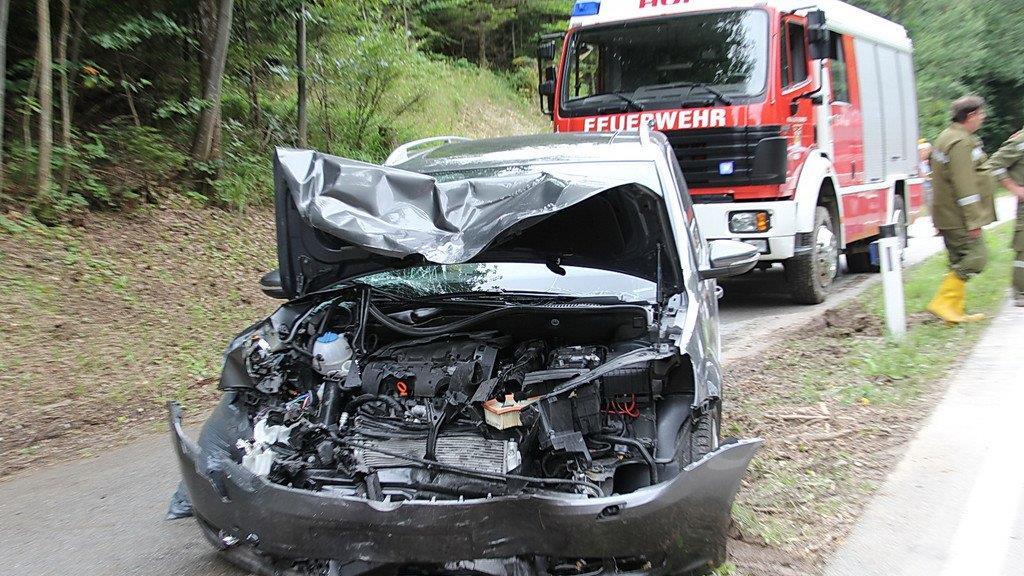 Bilder vom Horrorcrash in Hof