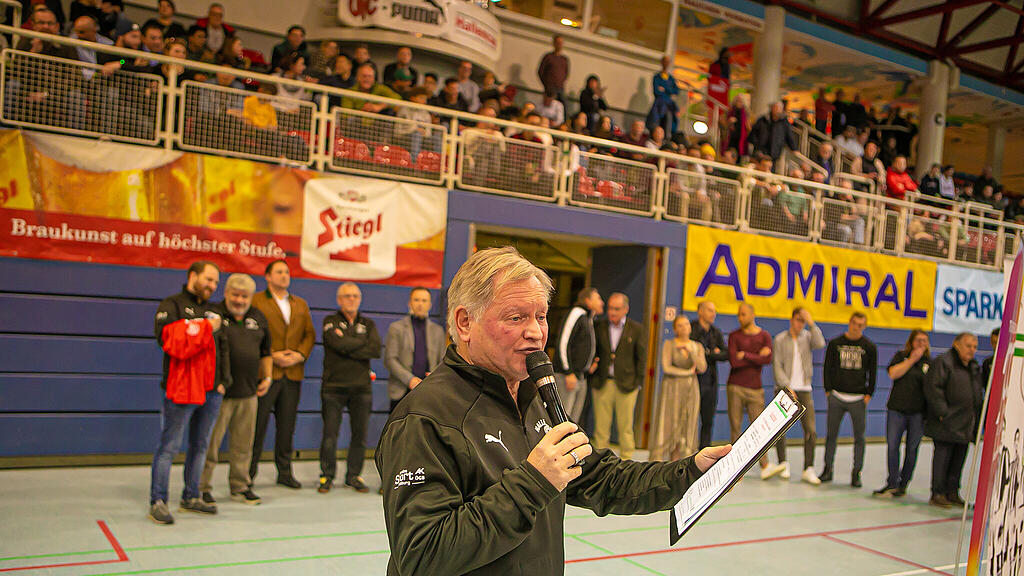 Salzburger Stier, Hallenfu\u00dfball