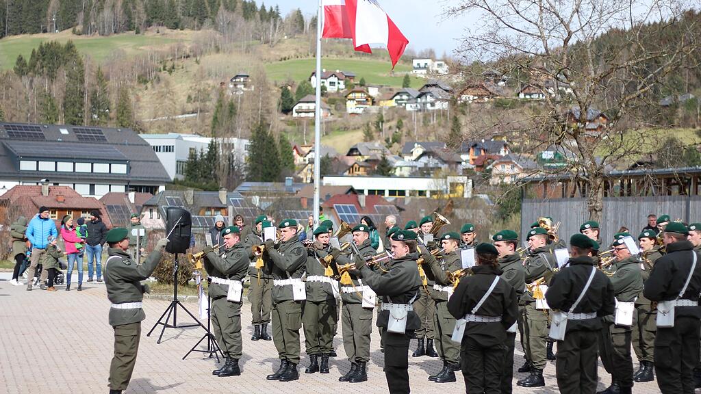 Heer on Tour \/ Strucker - Kaserne Tamsweg