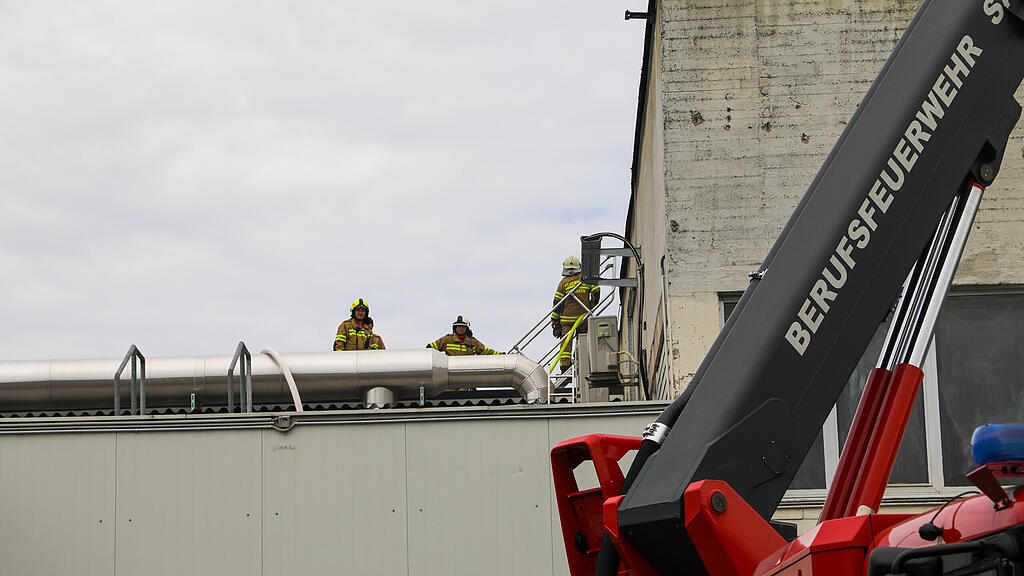 Gro\u00dfbrand Schlachthof Bergheim II