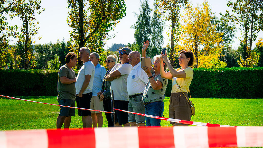 Übungstag der Wasserrettung und Flugpolizei am Obertrumer See