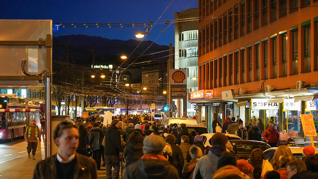 "Demo gegen Rechts" in Salzburg-Stadt