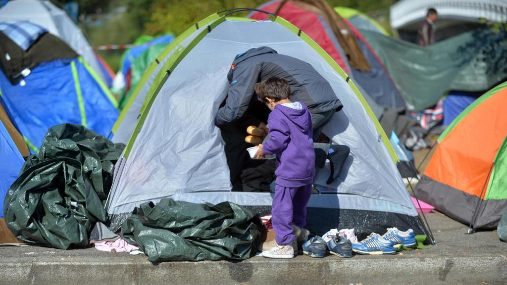 Flüchtlinge - Lage in Salzburg spitzt sich zu I