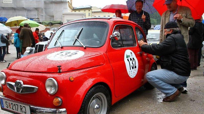 Oldtimer am Residenzplatz