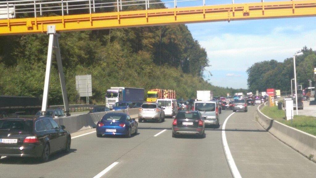 Sanierungsarbeiten auf der A1
