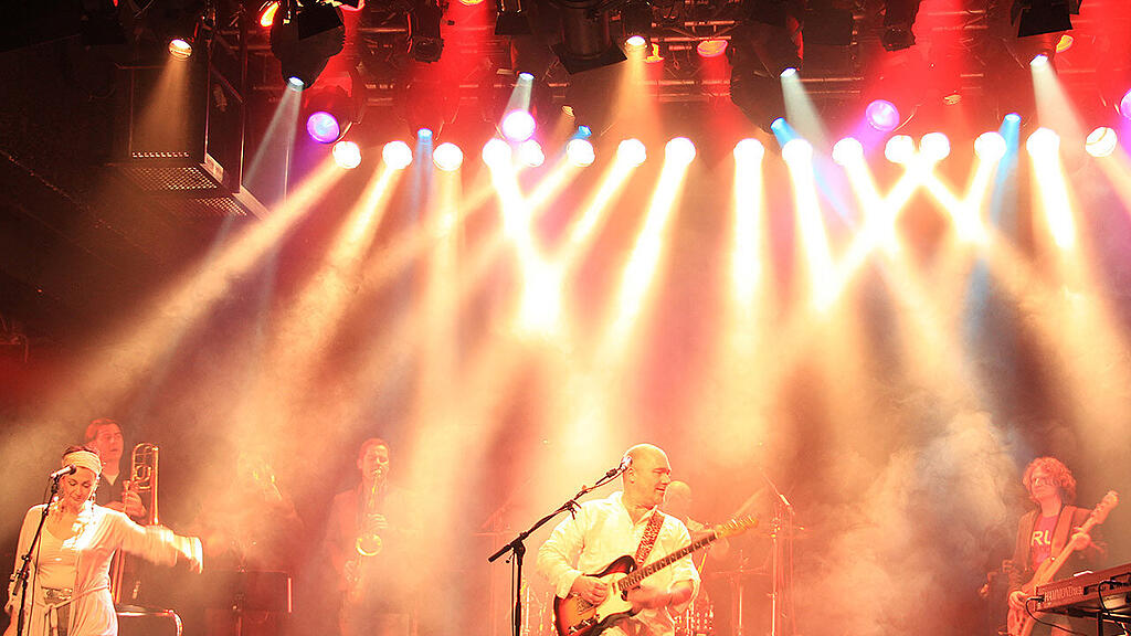 Harry-ahamer-band_0.JPG