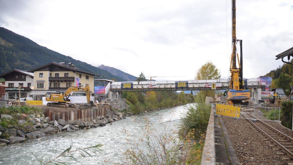 Neue Hubbr\u00fccke f\u00fcr Mittersill: Lokalaugenschein im Oktober
