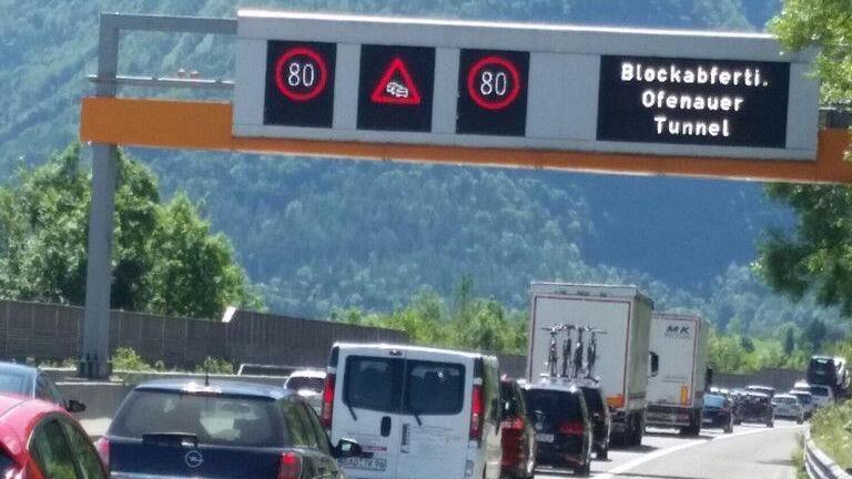 Stau auf der A10 I
