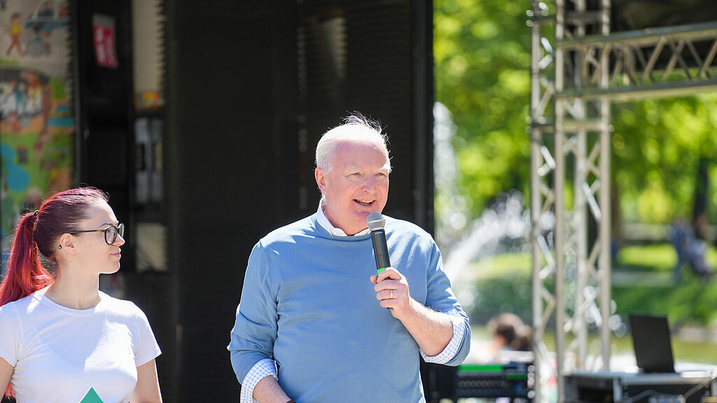 Er\u00f6ffnung Volksgartenfest 2024
