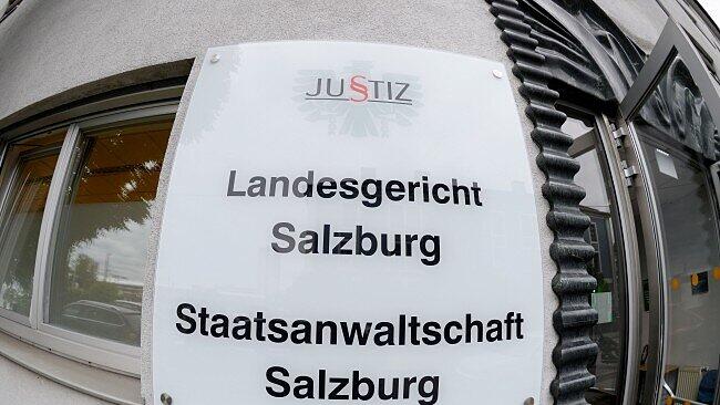 Ein Mopedfahrer musste sich am Dienstag am Landesgericht Salzburg verantworten.