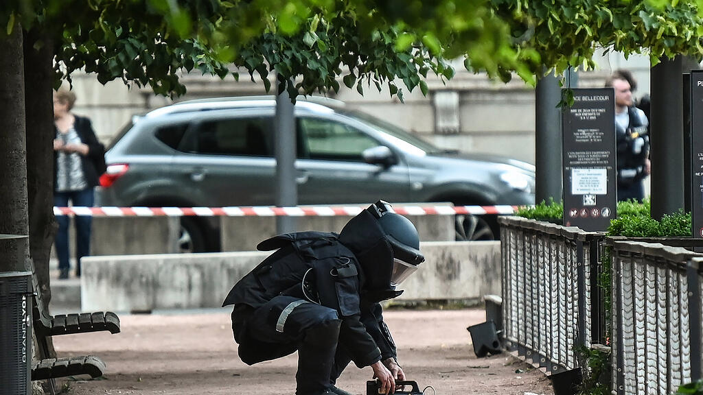 Lyon, Frankreich, Explosion, Terror