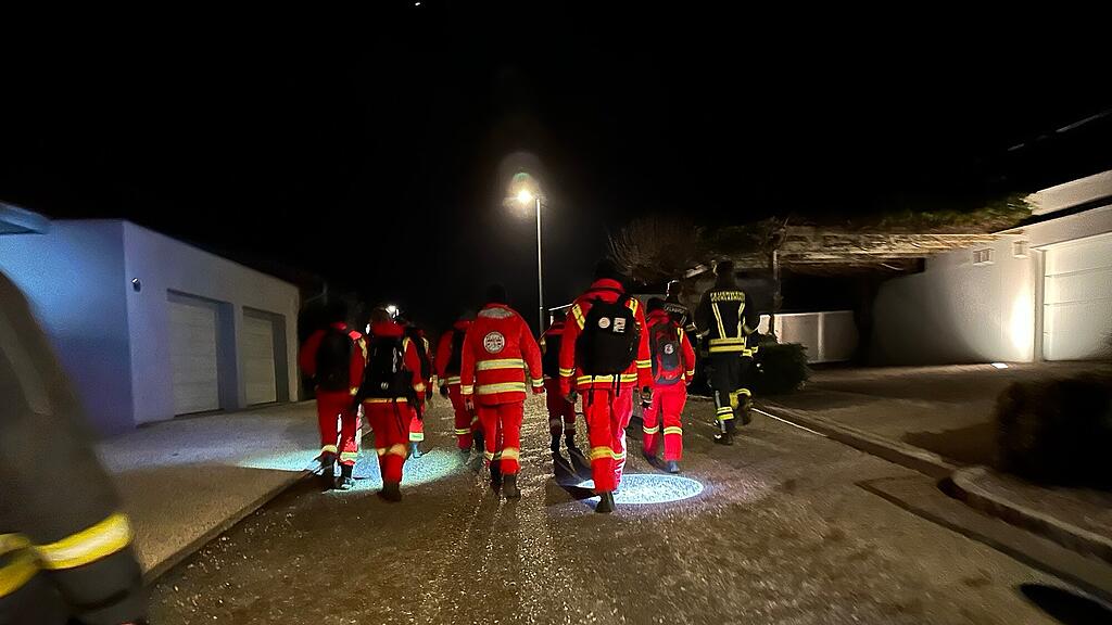 Suchaktion in Vöcklbruck