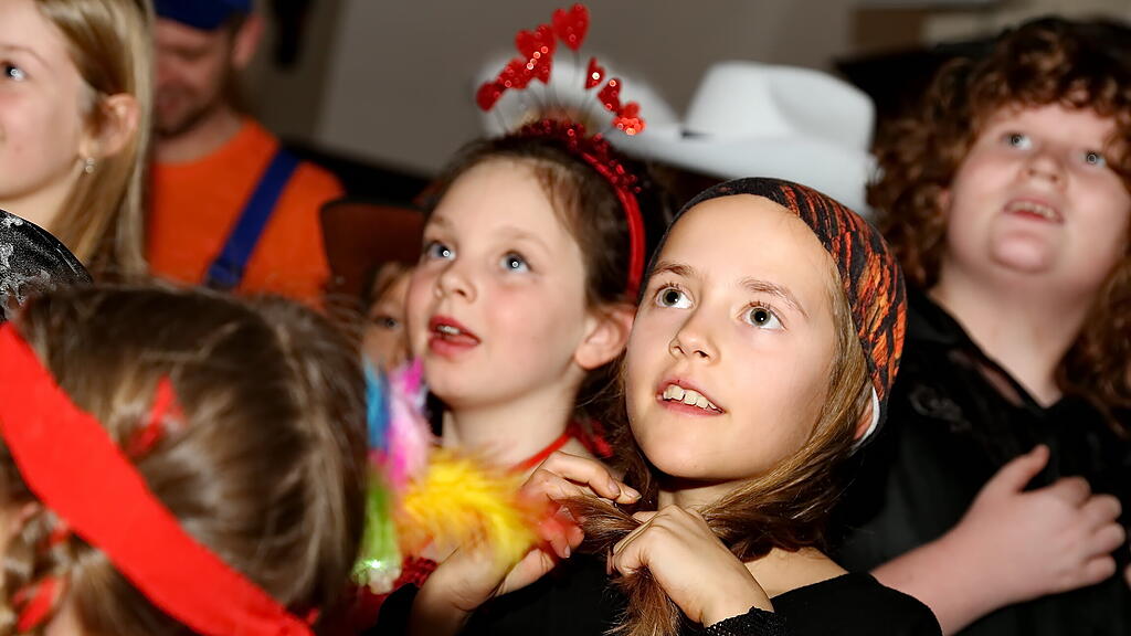 20250126_fmt_kinderfasching_m\u00fclln_KJ018.JPG