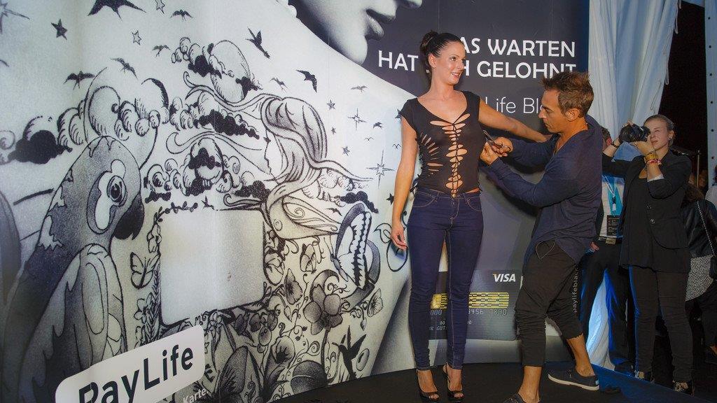 Promis bei der Eröffnung der Vienna Fashion Week 2013