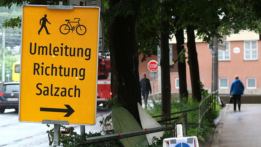 Baustelle Hellbrunner Straße sorgt für Stau-Chaos