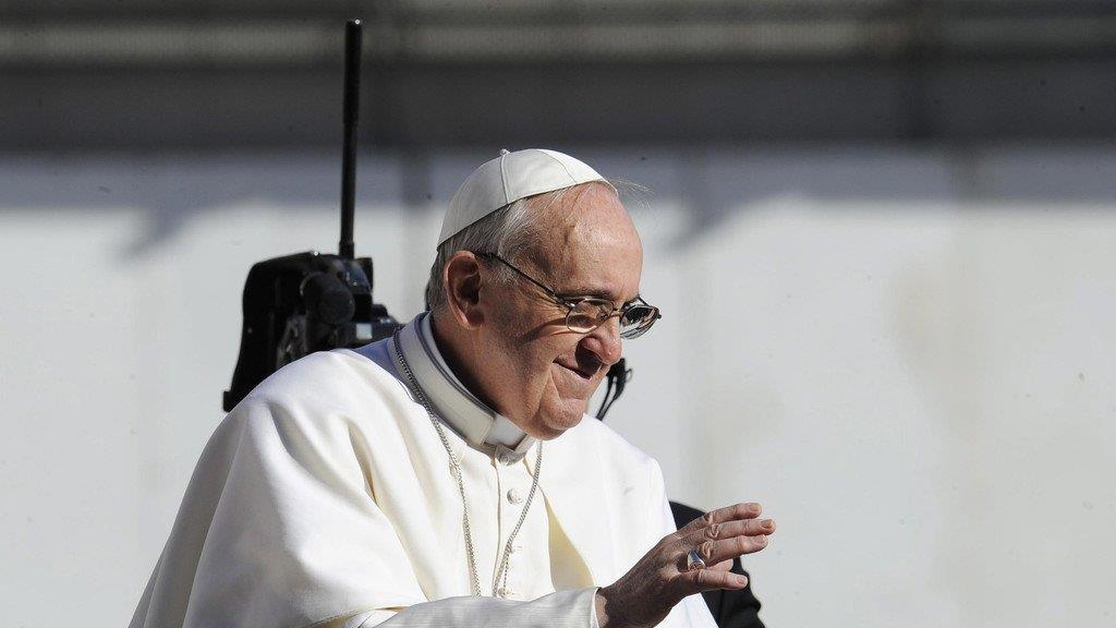 Zehntaussende Pilger bei Amtseinführung von Papst Franziskus
