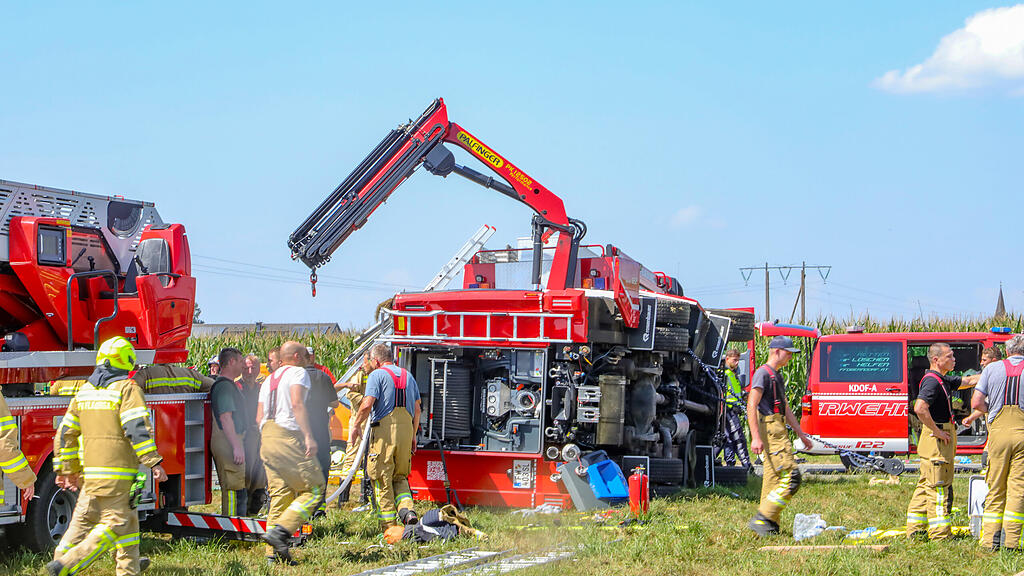 VU Feuerwehrauto Göming