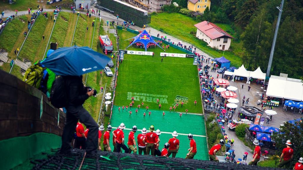 Red Bull 400, III