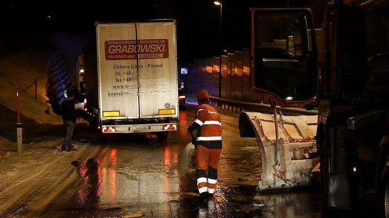 Sperre beim Lieferinger Tunnel