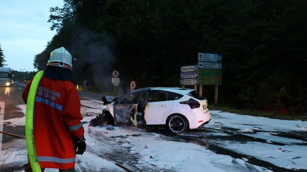 Schwerer Crash auf der B156