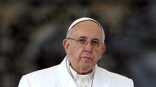 Papst Franziskus will für die Verfolgten beten