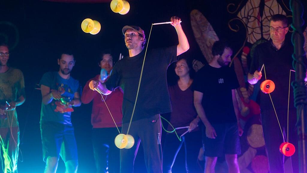 Sound of Juggling in Anthering