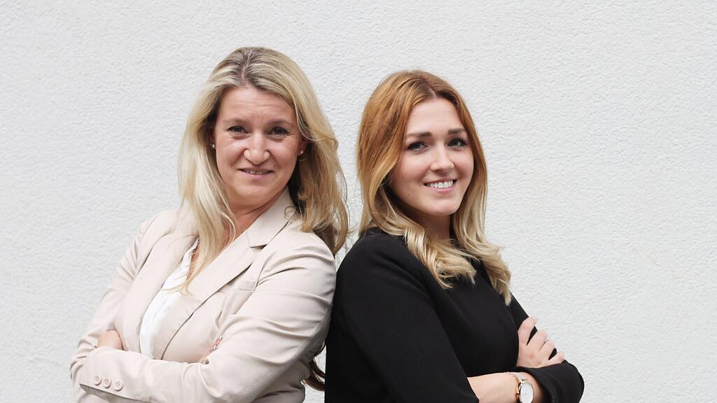 Leiten künftig gemeinsam die von Samson Druck übernommene Data Print: Rosemarie Putz (l.) und Lisa Aichhorn.