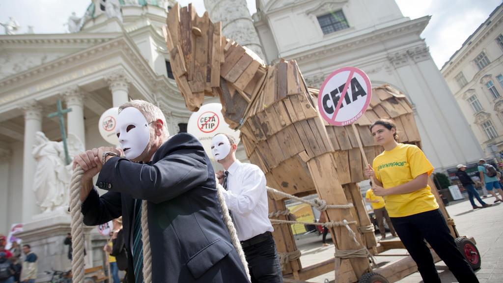 Demo gegen TTIP und CETA in Wien
