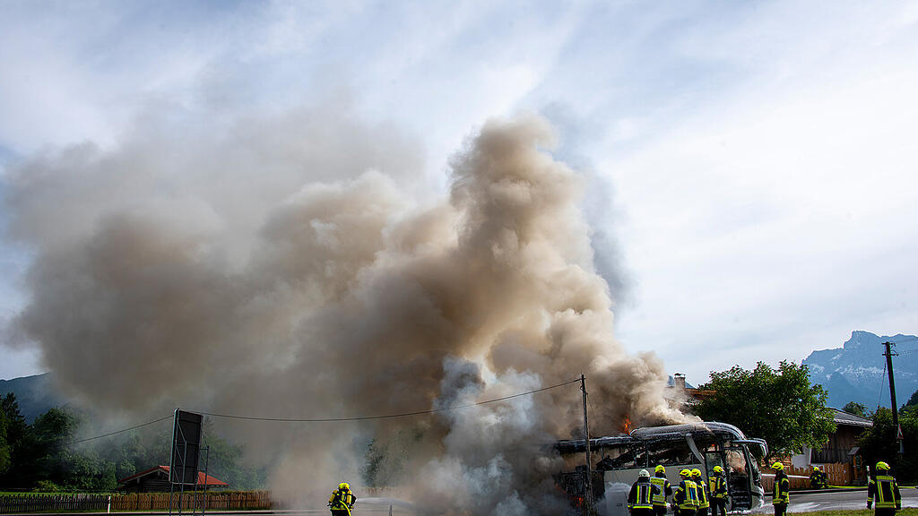 Reisebus_Brand_B20