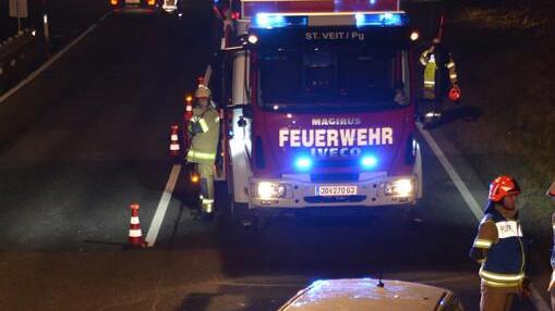 St. Veit: Unfall auf B311 fordert Verletzten