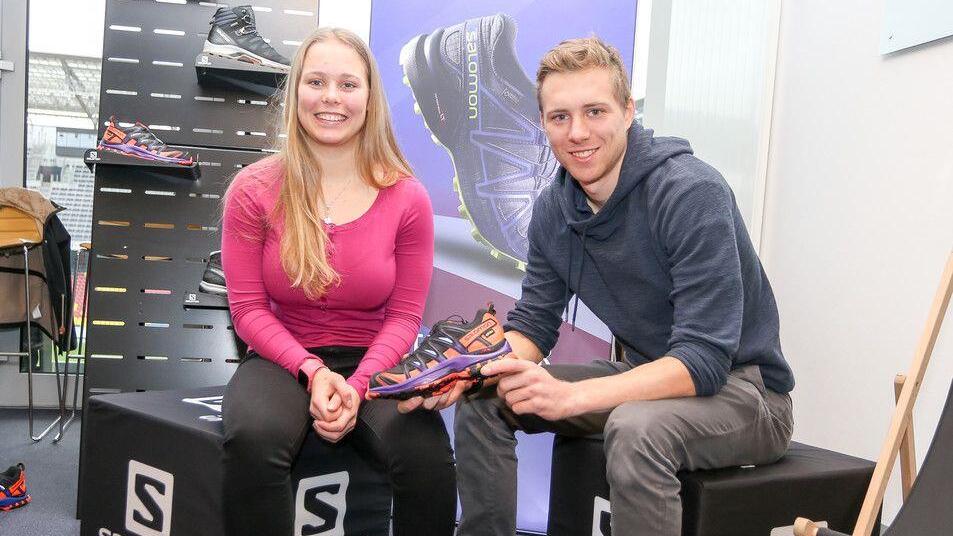 Paralympics-Athleten eingekleidet
