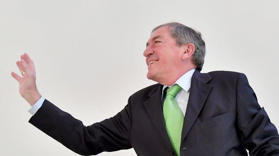 Bürgermeister Heinz Schaden tritt zurück, I