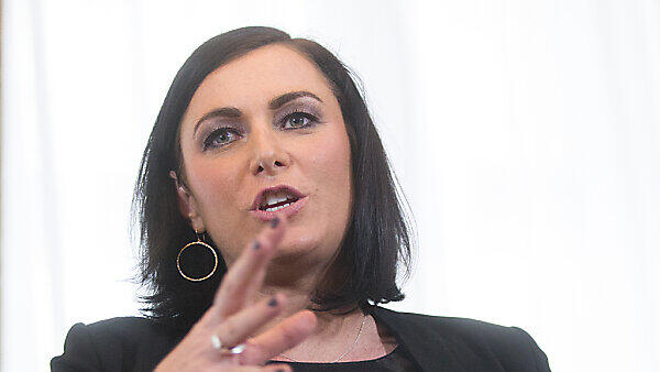 Umweltministerin Elisabeth Köstinger