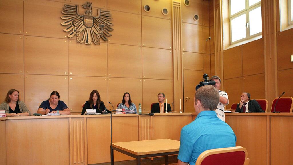 Am Linzer Landesgericht mussten sich vier Slowaken nach einem tödlichen Streit verantworten.