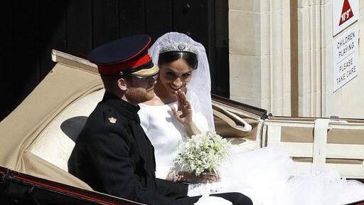 Royale Hochzeit: Schillernde Kutschfahrt durch Windsor