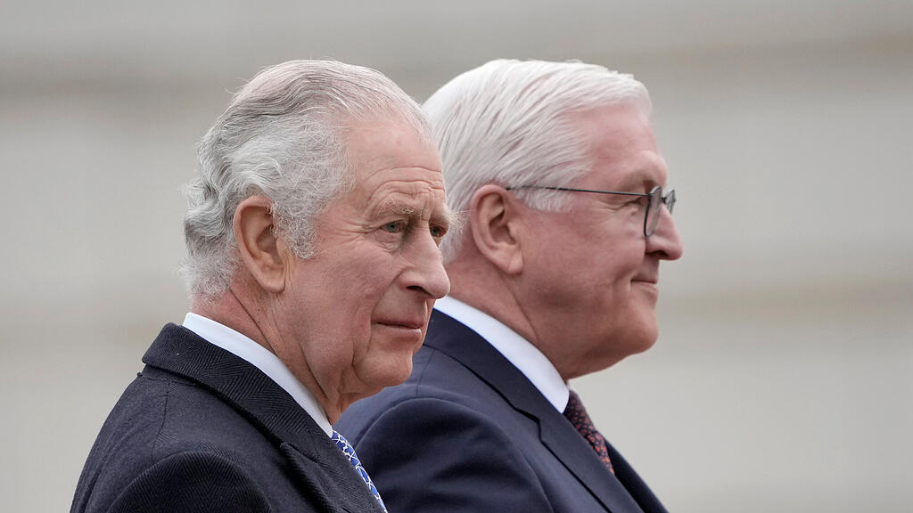 K\u00f6nig Charles III. und Camilla in Berlin