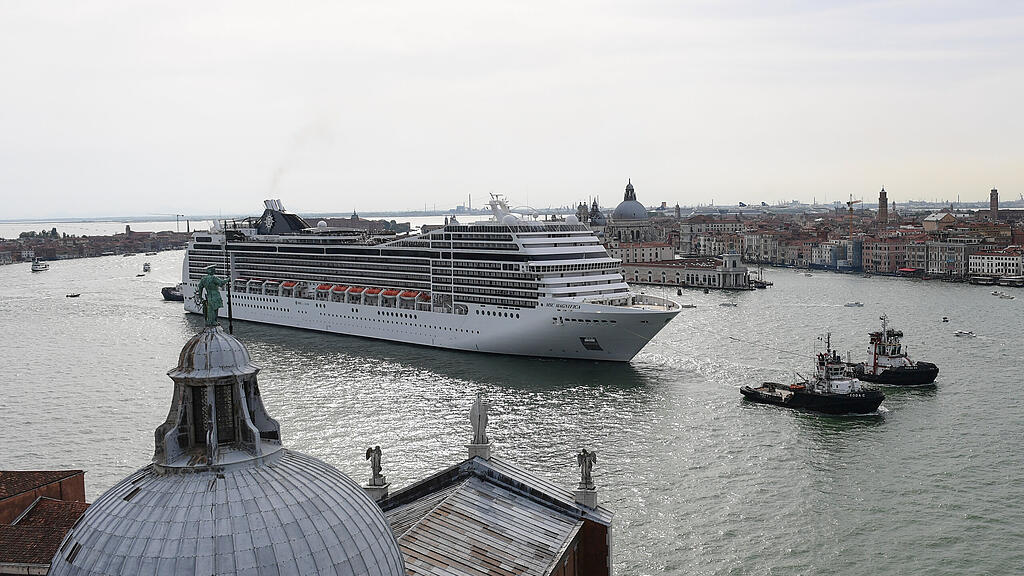 Kreuzfahrtschiff, Venedig, SB