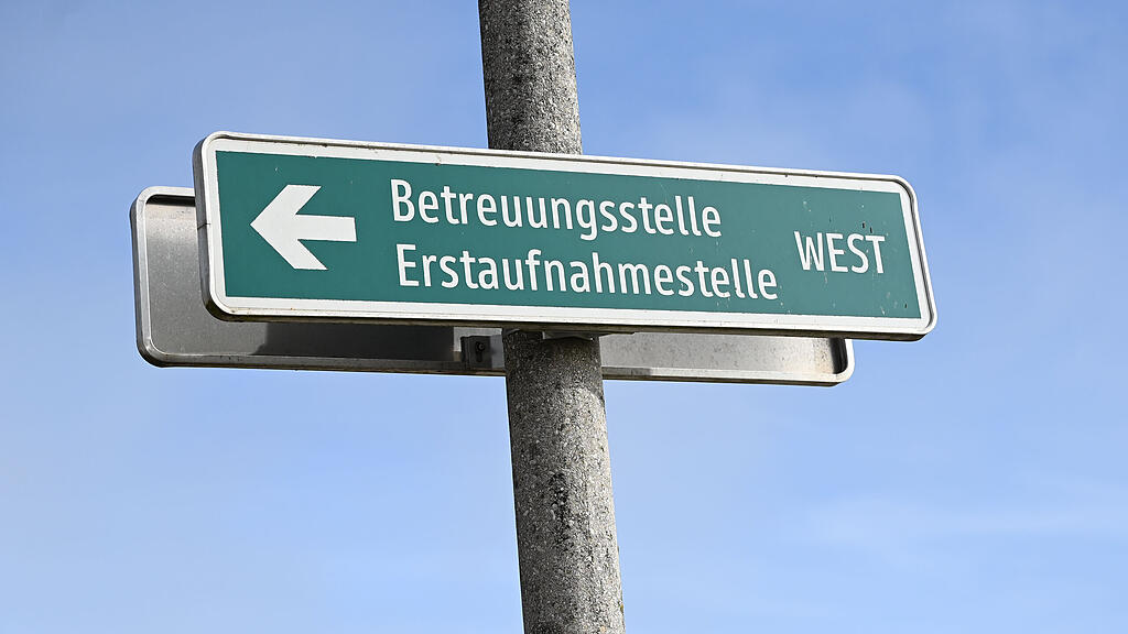 Asyl-Zelte St. Georgen im Attergau