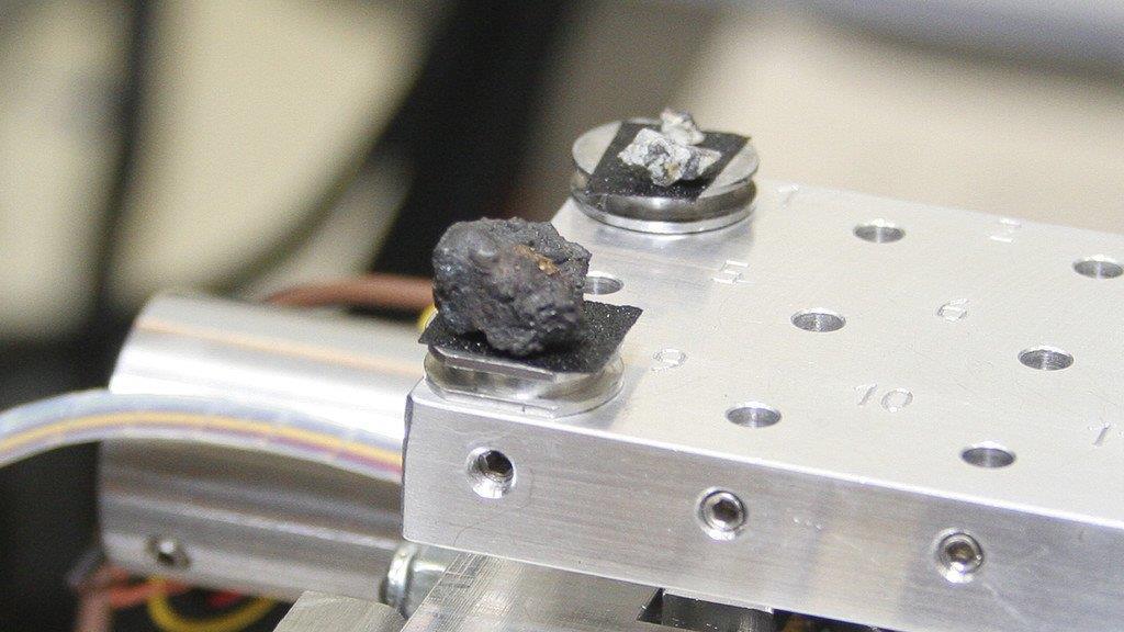 Meteorit schlägt in Russland ein: Wissenschaftler bergen Bruchstücke