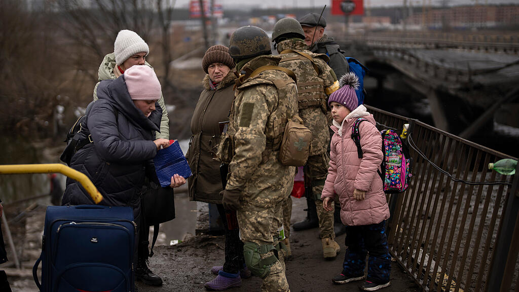 Ukraine-Krieg, Tag 7: Zerstörung und Flucht