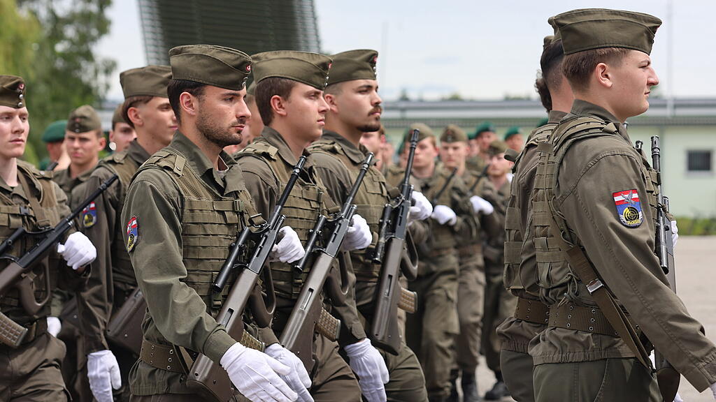 Kommando\u00fcbergabe Luftraum\u00fcberwachung